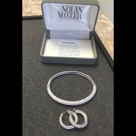 Nolan Miller Jewelry - Nolan Miller Glamour Collection Set Ear/Brace